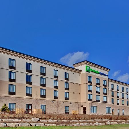 Holiday Inn Express Hotel & Suites Brockville By Ihg Esterno foto