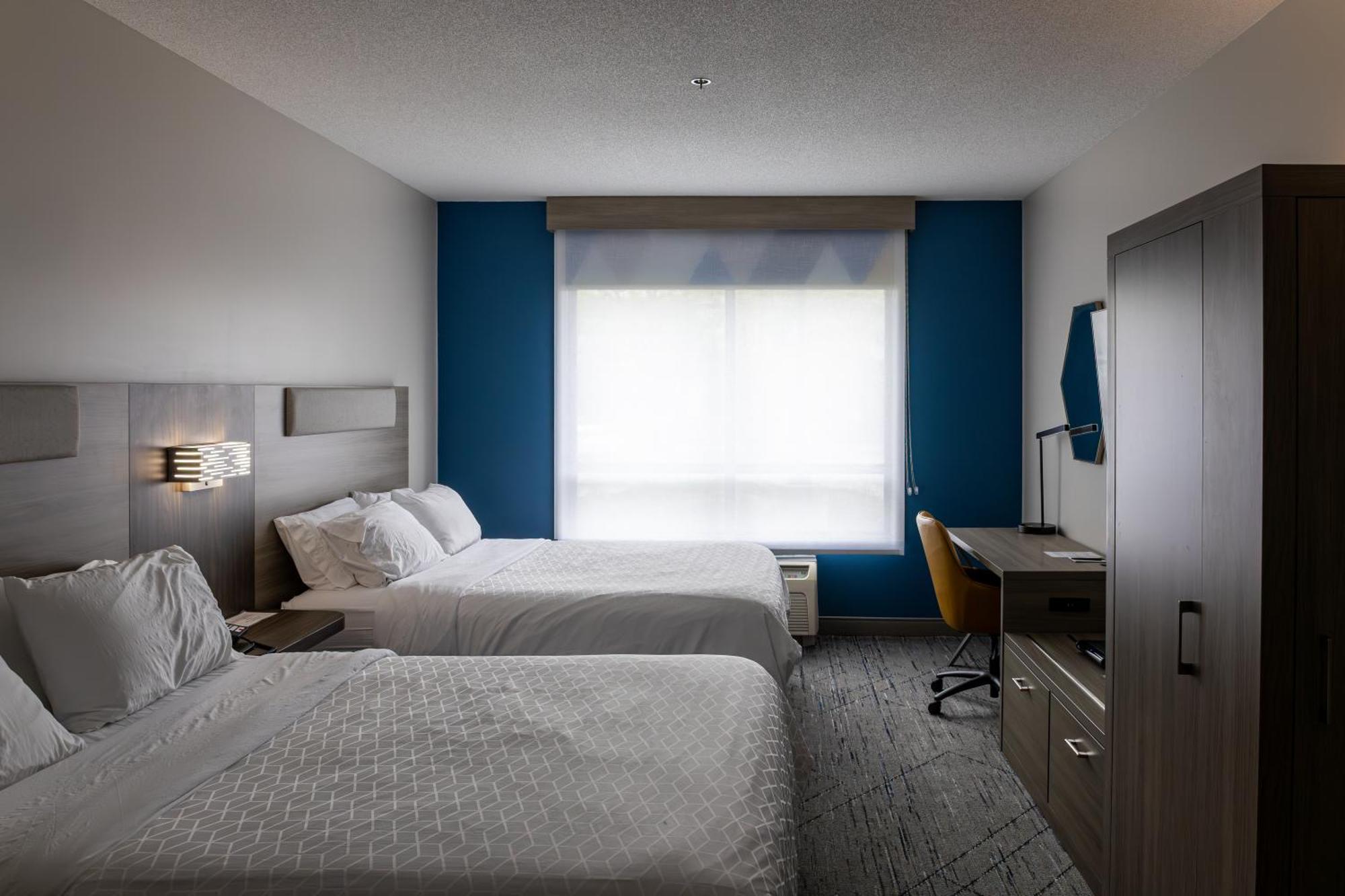 Holiday Inn Express Hotel & Suites Brockville By Ihg Esterno foto
