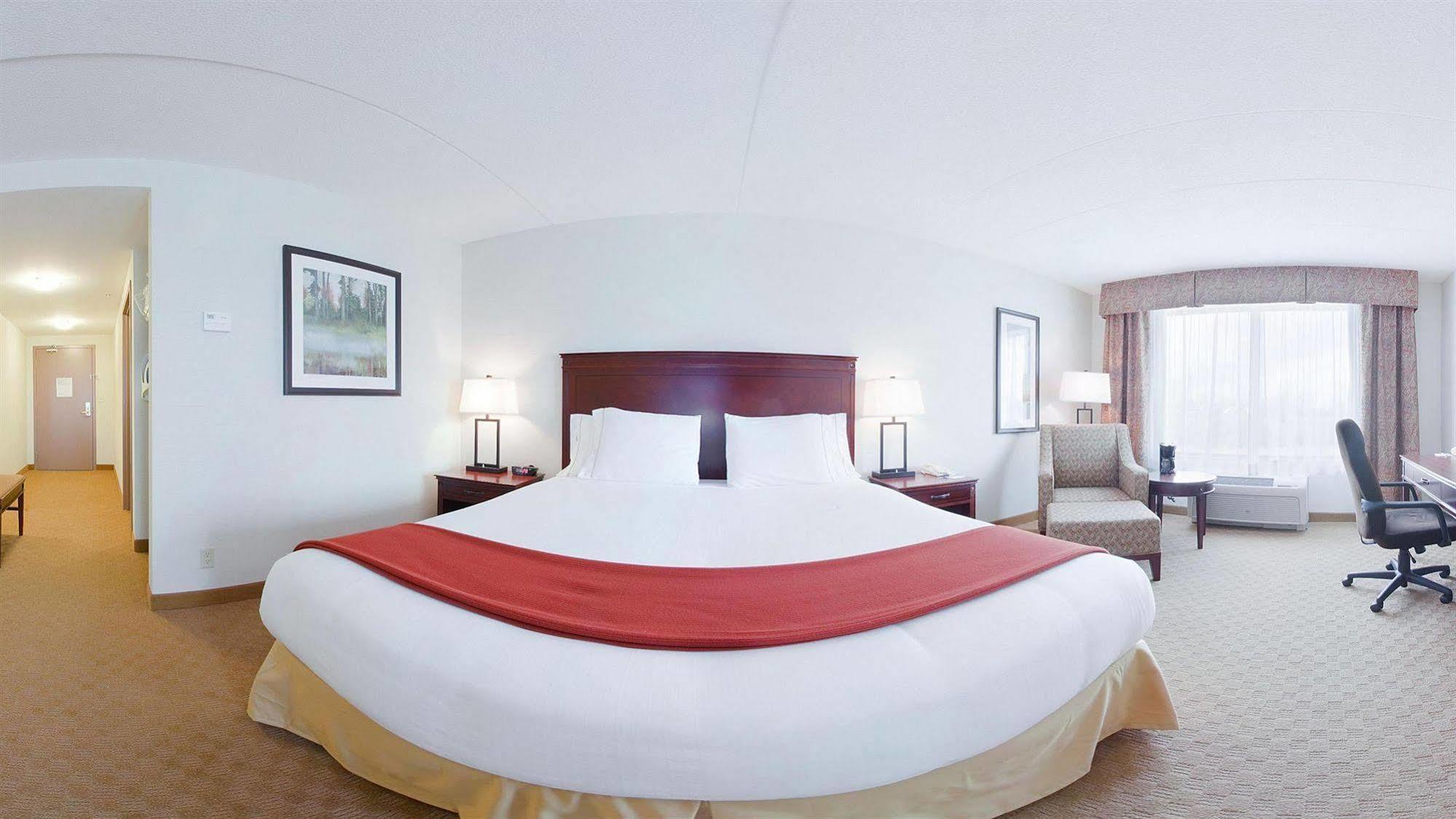 Holiday Inn Express Hotel & Suites Brockville By Ihg Esterno foto